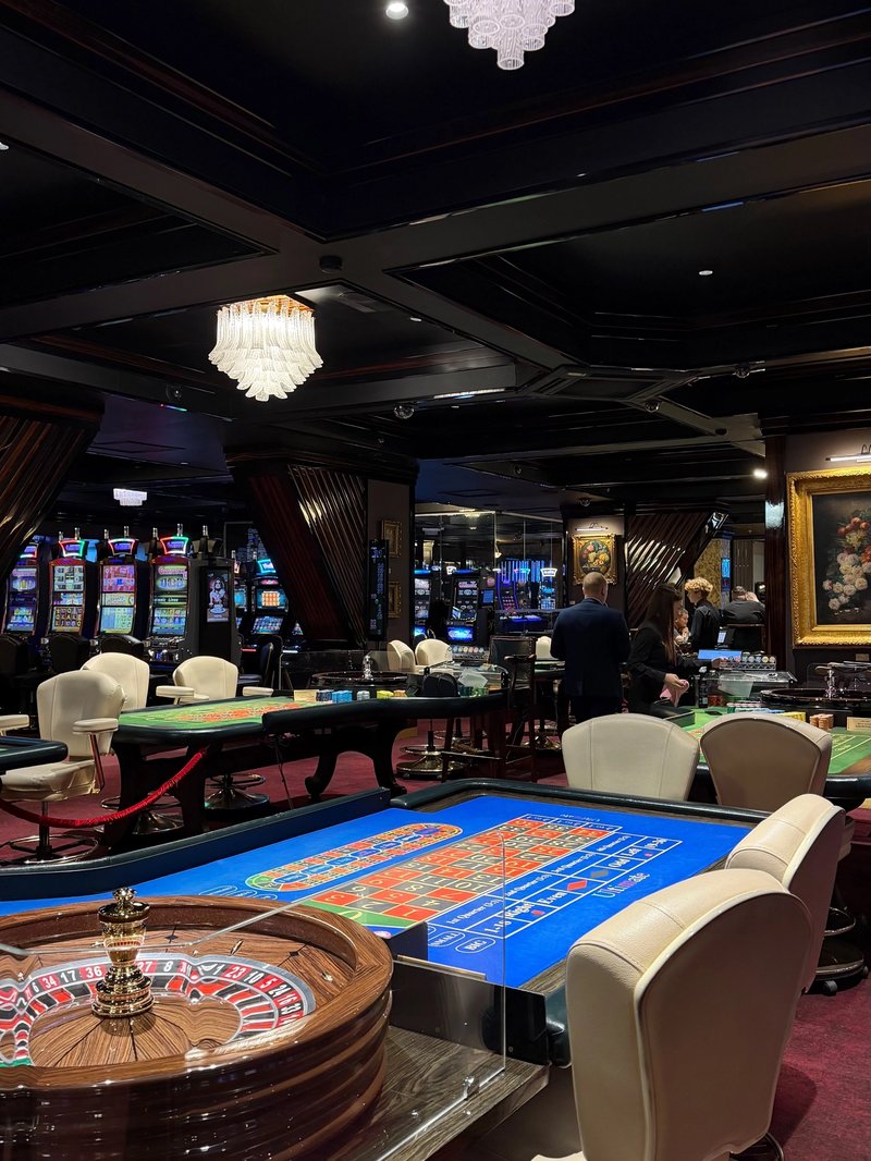 When Jamie Hit the Jackpot on a Friday Night - overview